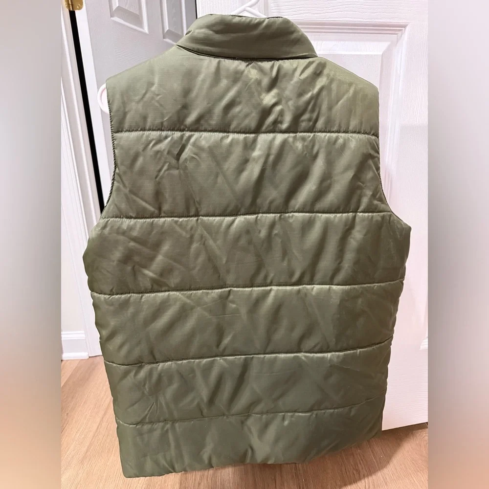 Men’s Penfield Green Puffer Vest with Orange Lining
